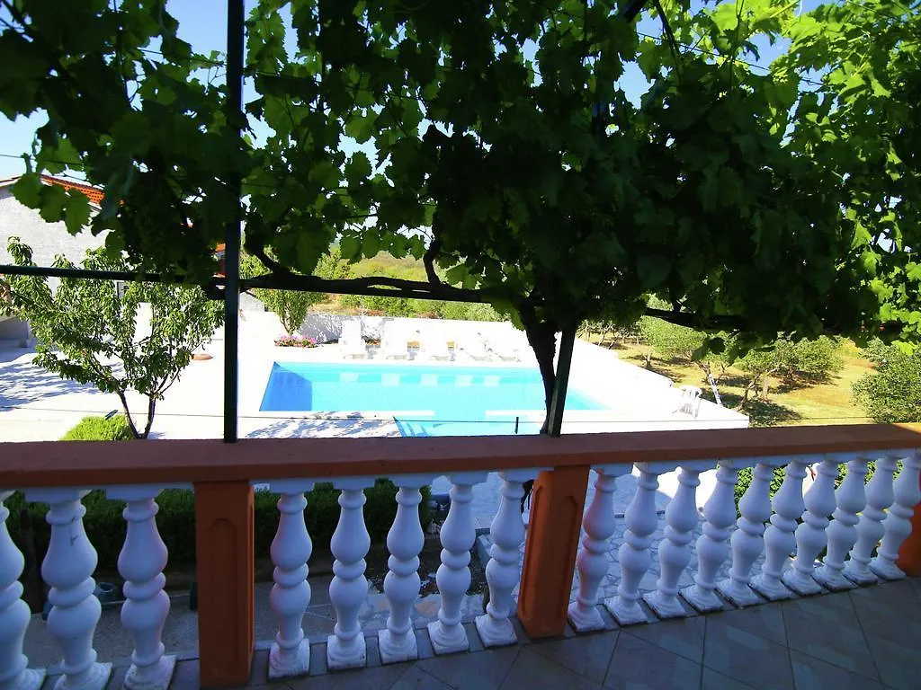 Villa Zigun Visocane Ferienhaus